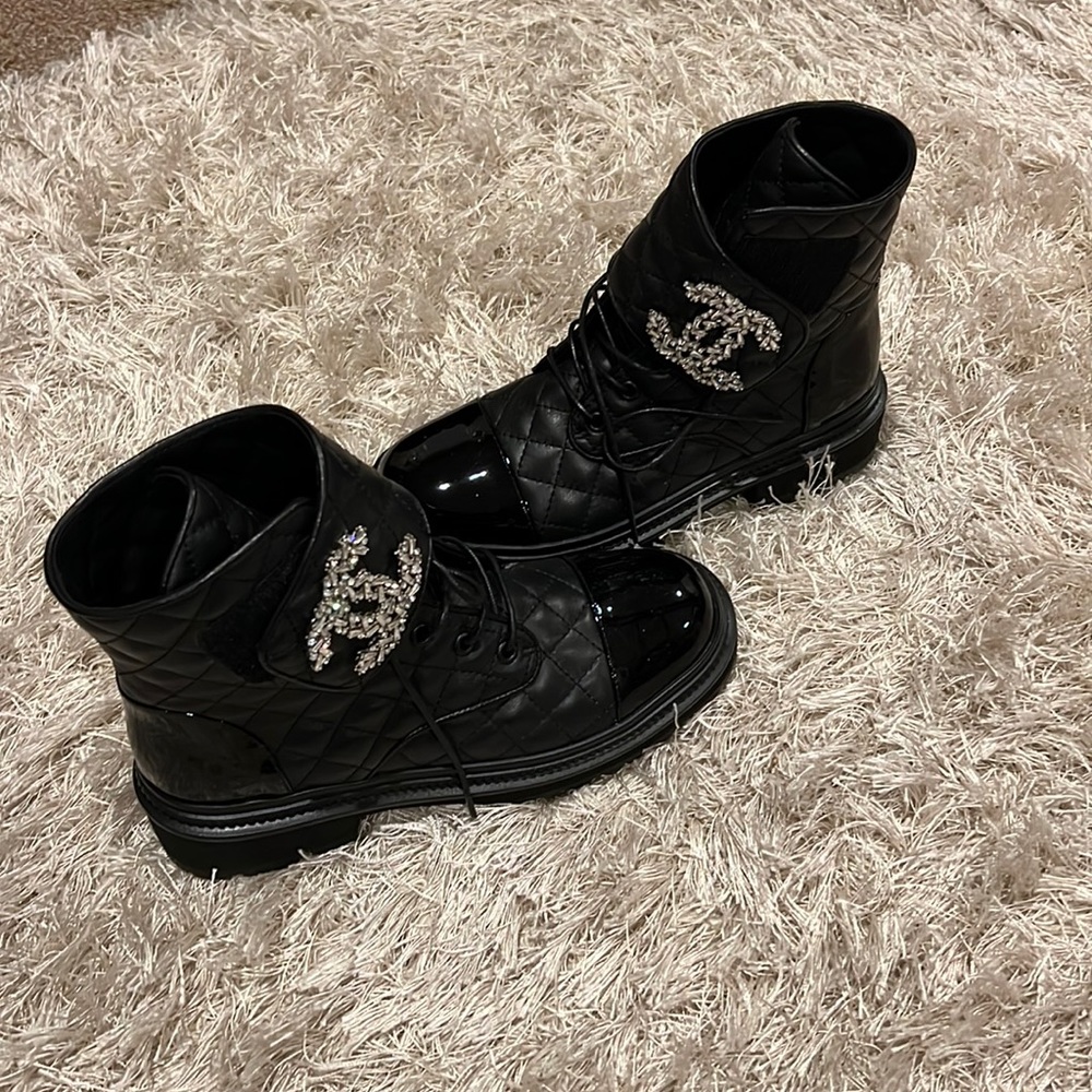 Chanel quilted patent boots EUC